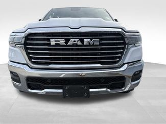 Used 2025 RAM 1500 Laramie video 2