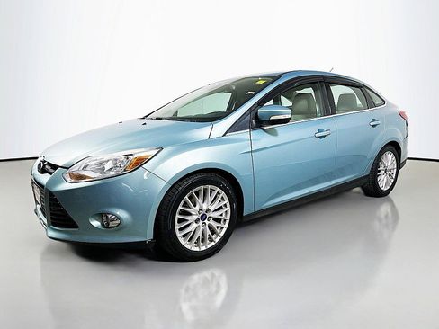 Used 2012 Ford Focus SEL FWD image 3