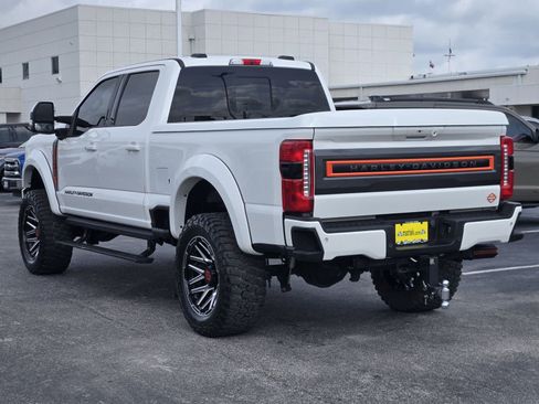 Used 2023 Ford F250 Lariat w/ Lariat Ultimate Package AWD/4WD image 7