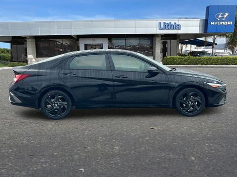 New 2026 Hyundai Elantra Sport image 9