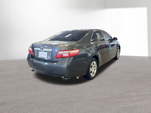 Used 2009 Toyota Camry LE image 32