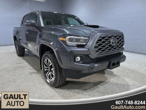 Certified 2023 Toyota Tacoma TRD Sport image 1