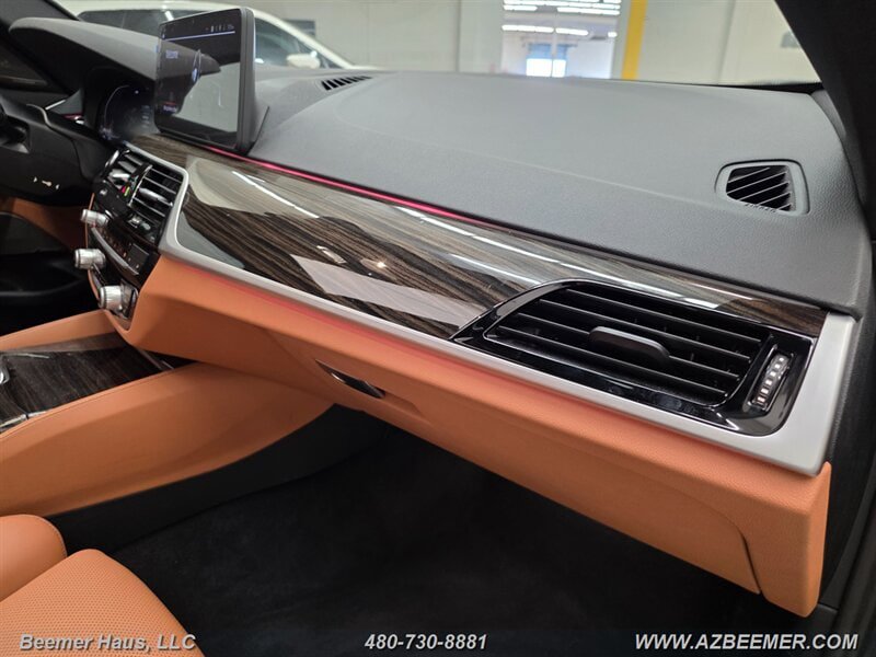 Used 2023 BMW 530i w/ M Sport Package RWD image 34