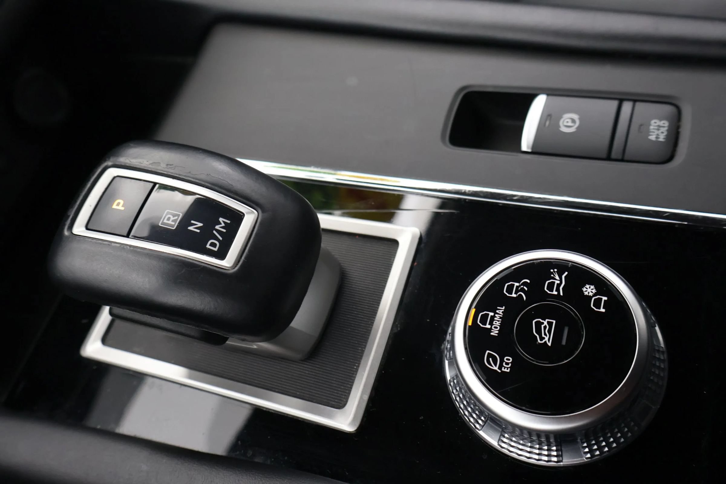 Used 2024 Mitsubishi Outlander FWD image 38