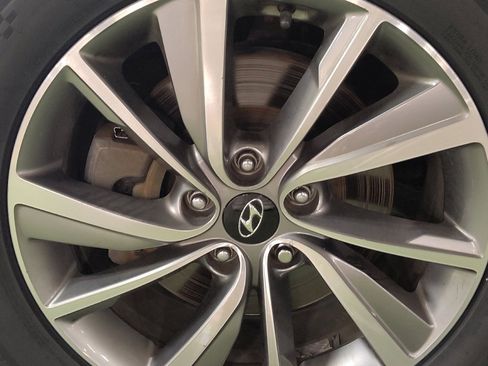 Used 2020 Hyundai Santa Fe Limited FWD image 31