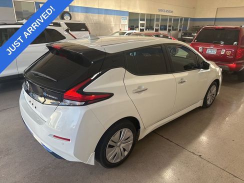 Used 2022 Nissan Leaf S image 3