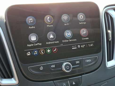 Used 2022 Chevrolet Malibu LT w/ Leather Package image 16