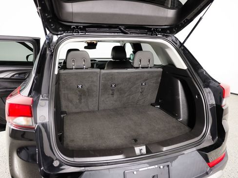 Used 2021 Chevrolet TrailBlazer LT FWD image 15