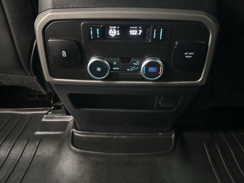 Used 2020 Ford Expedition XLT w/ Equipment Group 202A image 33