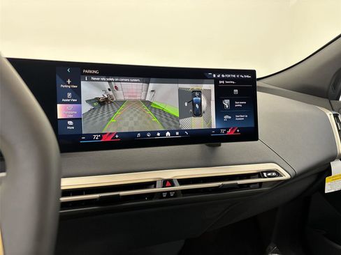 New 2026 BMW iX xDrive45 w/ Executive Package image 30