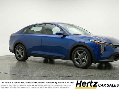 Used 2025 Kia K4 FWD image 1