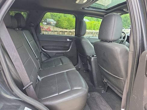 Used 2011 Ford Escape Limited w/ 301A Rapid Spec Order Code AWD/4WD image 21