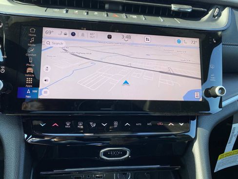 New 2026 Jeep Grand Cherokee Altitude image 10