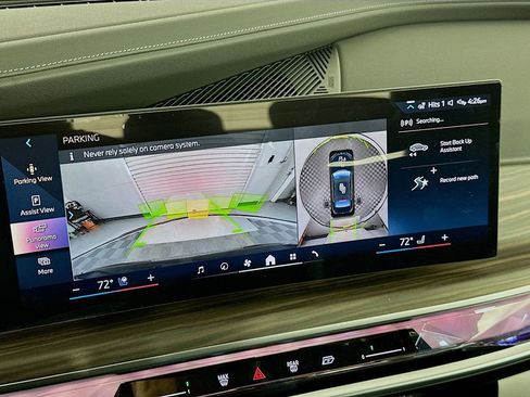 Used 2025 BMW i7 eDrive50 w/ Executive Package image 13