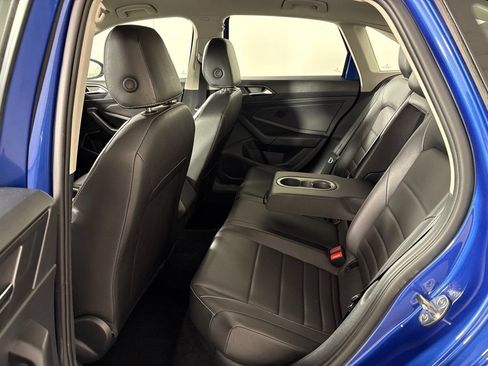 Used 2024 Volkswagen Jetta SE FWD image 26