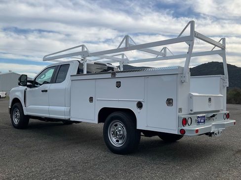 New 2025 Ford F350 XL w/ XL Chrome Package image 74