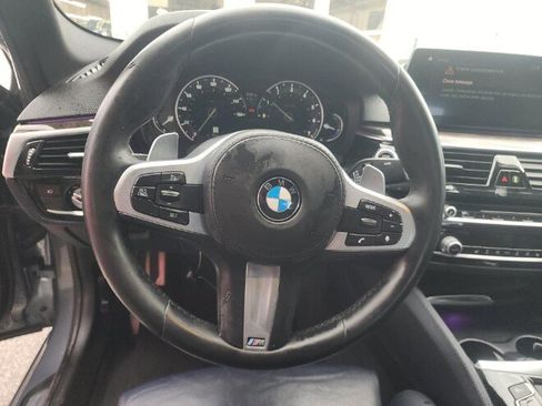 Used 2019 BMW 540i w/ M Sport Package image 13