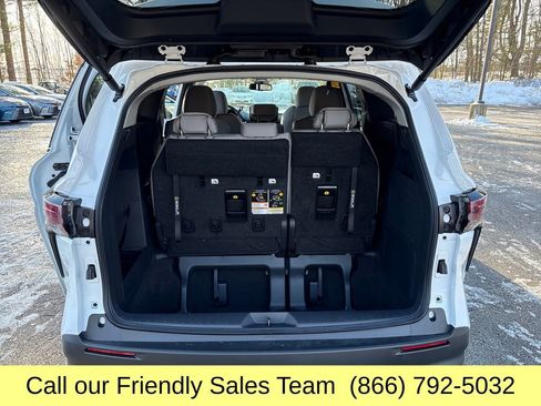New 2026 Toyota Sienna LE image 19