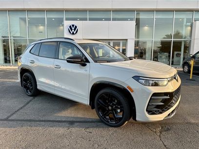 New 2026 Volkswagen Tiguan SE R-Line