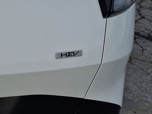 Used 2023 Kia Sportage LX image 30