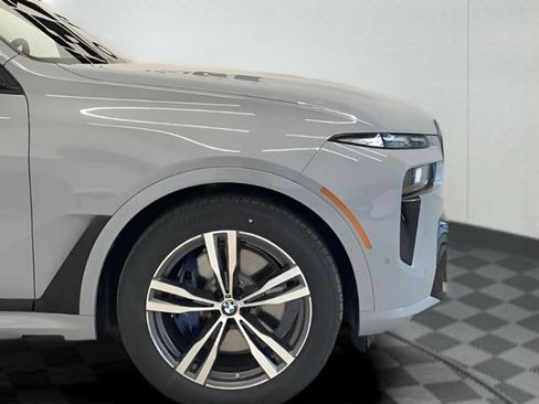 New 2026 BMW X7 M60i AWD/4WD image 9