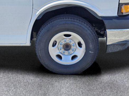 New 2024 Chevrolet Express 3500 w/ Power Convenience Package image 10
