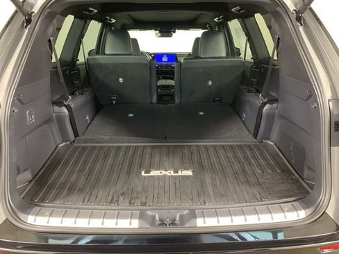 Used 2025 Lexus TX 350 AWD w/ Technology Package image 16