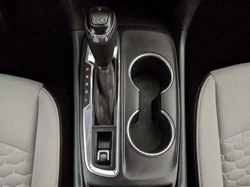 Used 2020 Chevrolet Equinox LS w/ LPO, Floor Liner Package AWD/4WD image 9