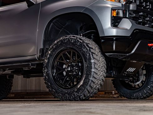 Used 2025 Chevrolet Silverado 1500 Custom Trail Boss image 14