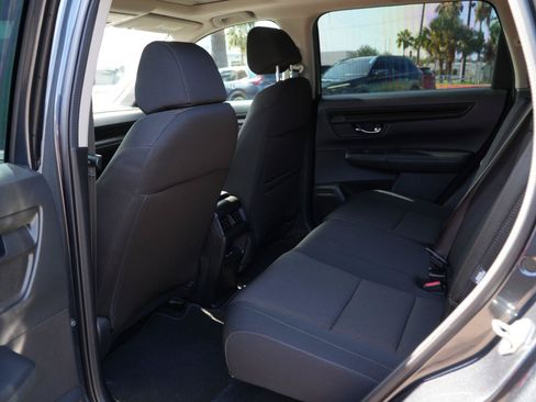 Used 2025 Honda CR-V EX image 19