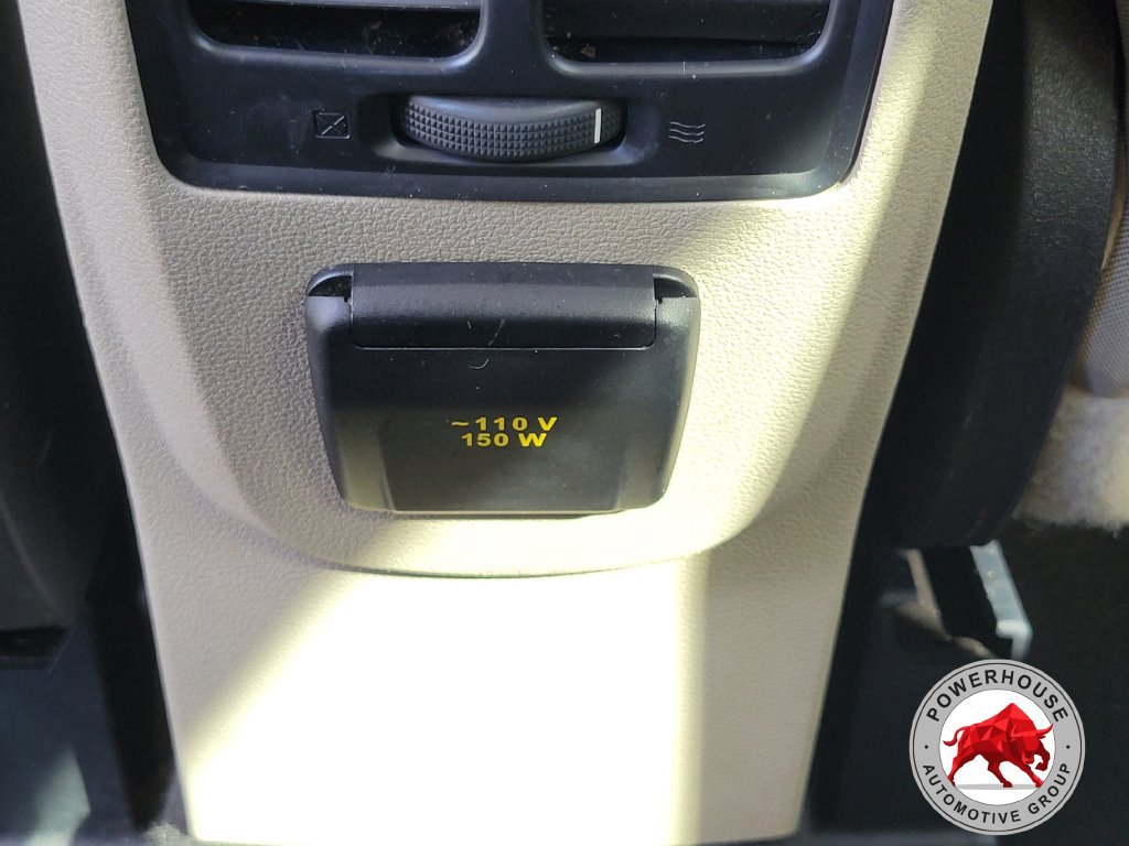 Certified 2017 Ford Escape SE w/ Equipment Group 201A FWD image 18