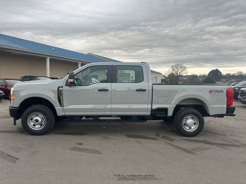 New 2026 Ford F250 XL image 4
