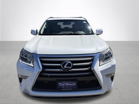 Used 2015 Lexus GX 460 w/ Premium Package AWD/4WD image 2