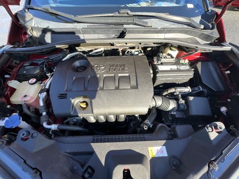 Used 2018 Toyota C-HR XLE image 26