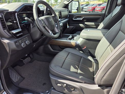New 2026 Chevrolet Silverado 2500 High Country w/ Midnight Edition AWD/4WD image 5
