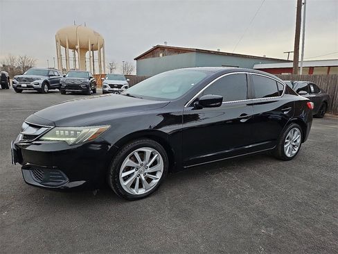 Used 2016 Acura ILX image 2