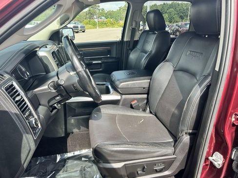 Used 2016 RAM 1500 Laramie w/ Convenience Group image 12