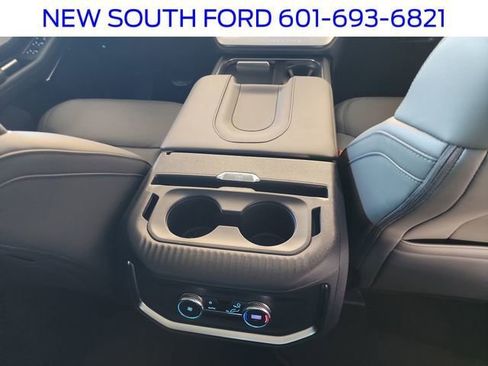 New 2026 Ford Expedition Active image 26