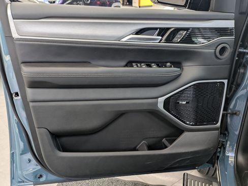 New 2026 Jeep Grand Wagoneer Limited image 19