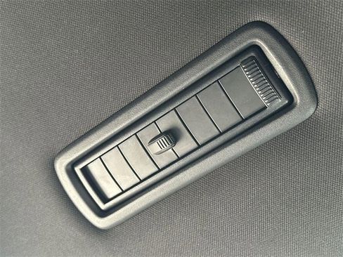 Used 2024 Toyota Highlander XSE image 21