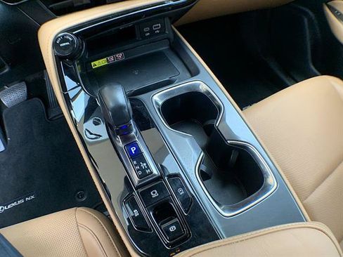 Certified 2025 Lexus NX 250 FWD w/ Accessory Package (P2) image 20