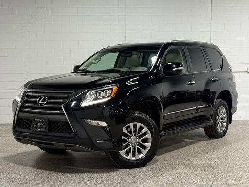 Used 2017 Lexus GX 460 Luxury image 2