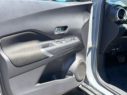 Used 2024 Nissan Kicks SV FWD image 23