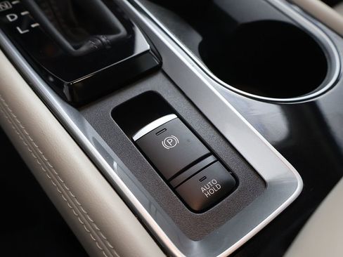 Used 2023 Nissan Altima 2.5 SL FWD image 49