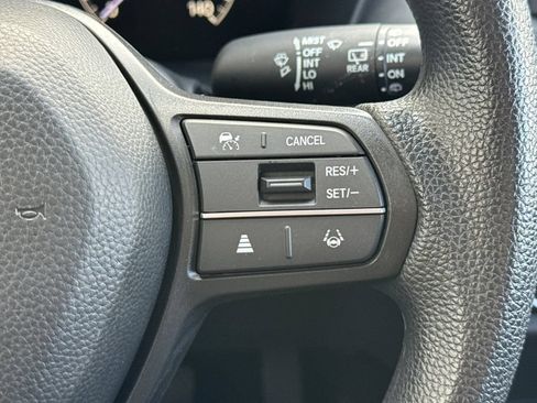 Certified 2024 Honda HR-V LX image 29