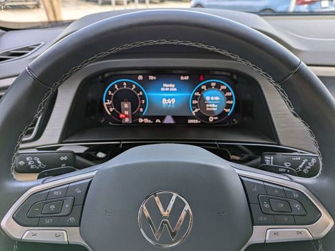 Used 2024 Volkswagen Atlas Cross Sport SE image 40