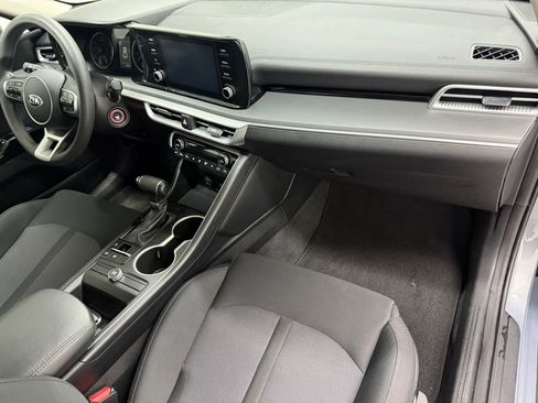 Used 2021 Kia K5 LX image 15