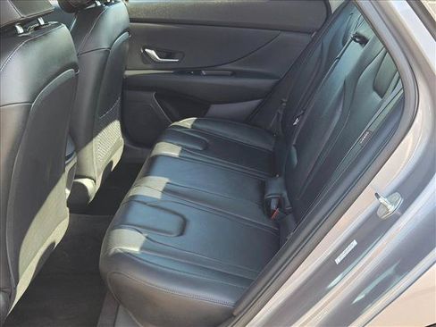 Used 2024 Hyundai Elantra Limited FWD image 20