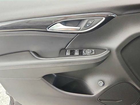 Used 2023 Buick Envision Preferred FWD image 29