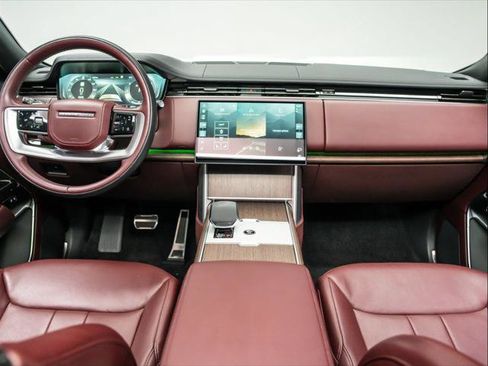 Used 2024 Land Rover Range Rover SE AWD/4WD image 16